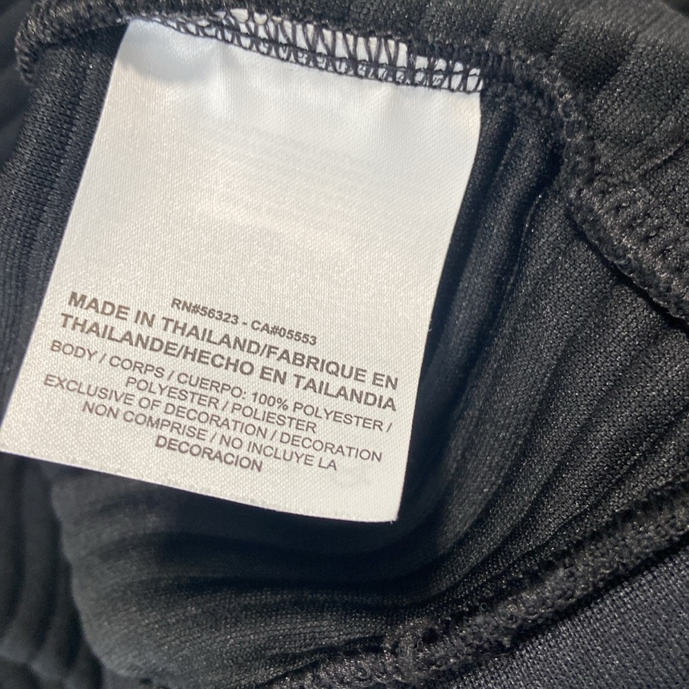 Nike Ribbed Pullover - Picture 7 of 7